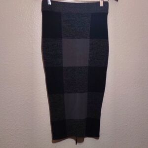 SLIGHTLY USED LA BELLE ROC ROCAWEAR 100% COTTON SKIRT SIZE M GRAY BLACK
